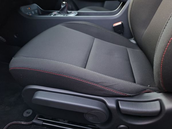 hyundai-kauai-2025-gasolina-998cc