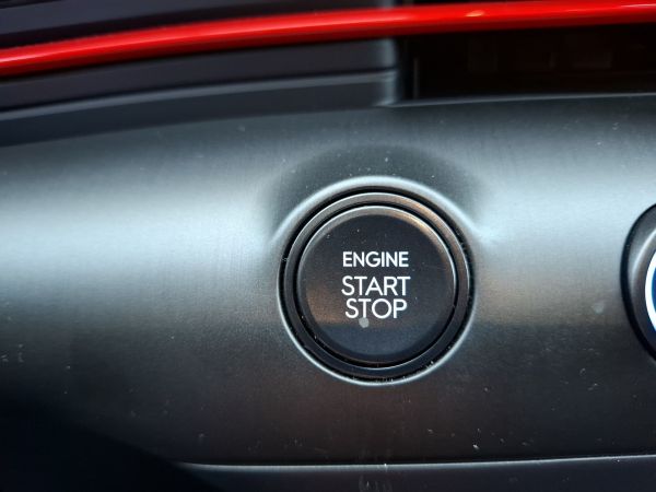 hyundai-kauai-2025-gasolina-998cc