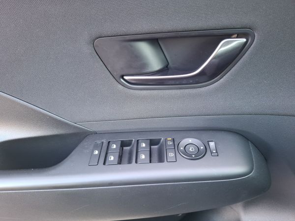 hyundai-kauai-2025-gasolina-998cc