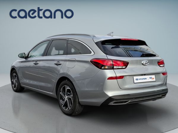 hyundai-i30-2023-gasolina-998cc
