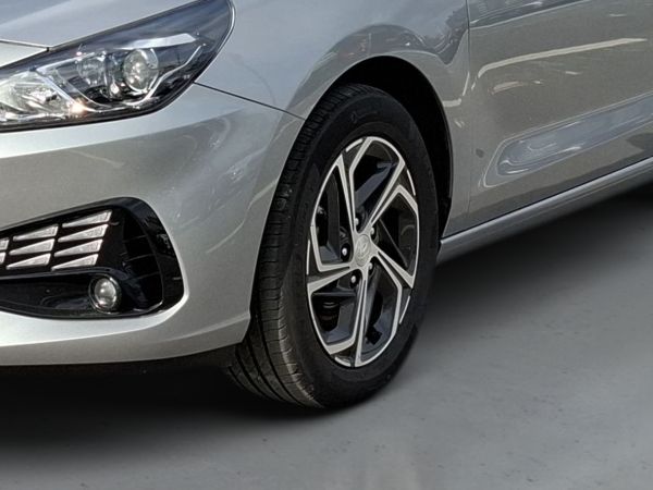 hyundai-i30-2023-gasolina-998cc