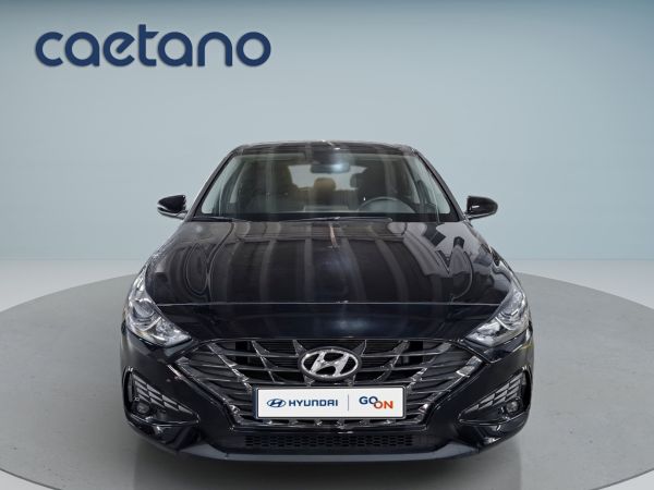 hyundai-i30-2023-gasolina-998cc