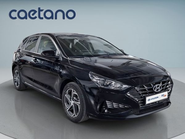 hyundai-i30-2023-gasolina-998cc