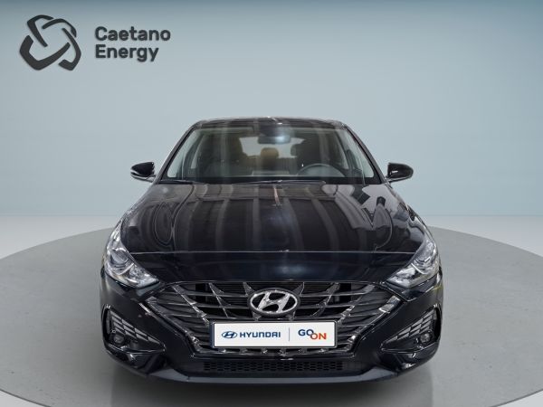 hyundai-i30-2023-gasolina-998cc