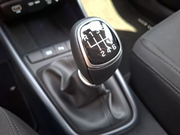 hyundai-bayon-2026-gasolina-998cc