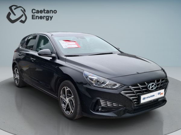 hyundai-i30-2023-gasolina-998cc