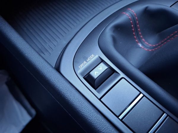 hyundai-kauai-2026-gasolina-998cc