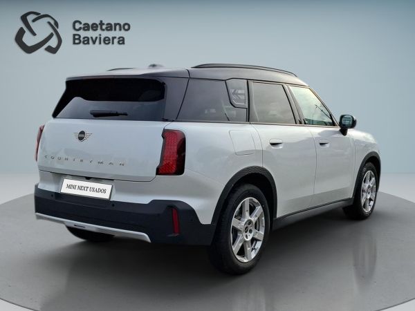 mini-countryman-2025-diesel-1995cc