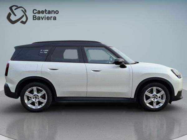 mini-countryman-2025-diesel-1995cc