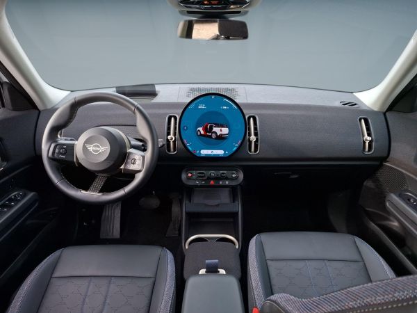 mini-countryman-2025-diesel-1995cc