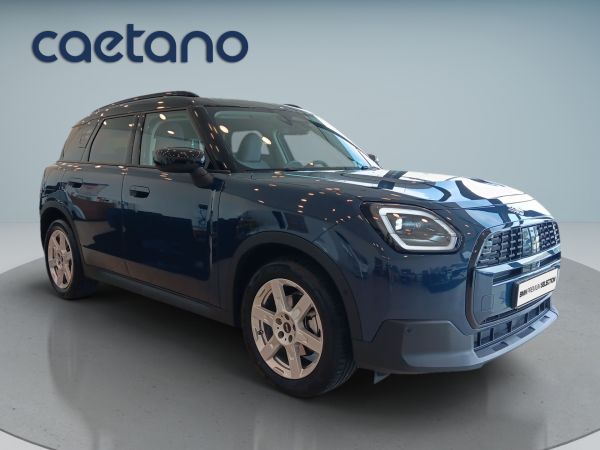 mini-countryman-2025-diesel-1995cc