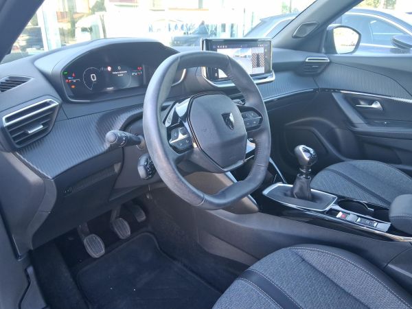 peugeot-2008-2024-gasolina-1199cc