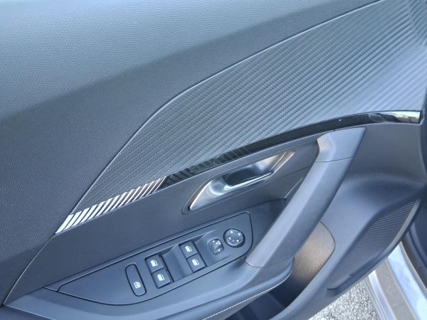 peugeot-2008-2024-gasolina-1199cc
