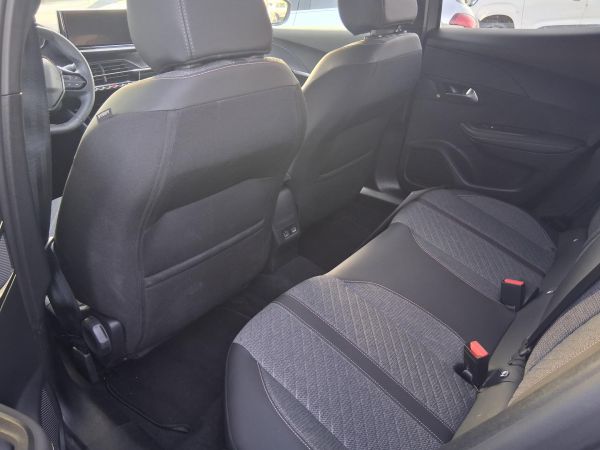 peugeot-2008-2024-gasolina-1199cc