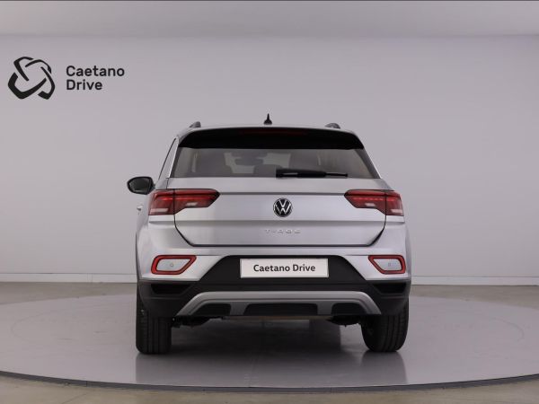 volkswagen-t-roc-2024-gasolina-999cc