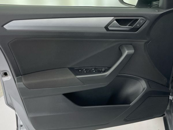 volkswagen-t-roc-2024-gasolina-999cc