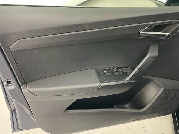 seat-arona-2024-gasolina-999cc