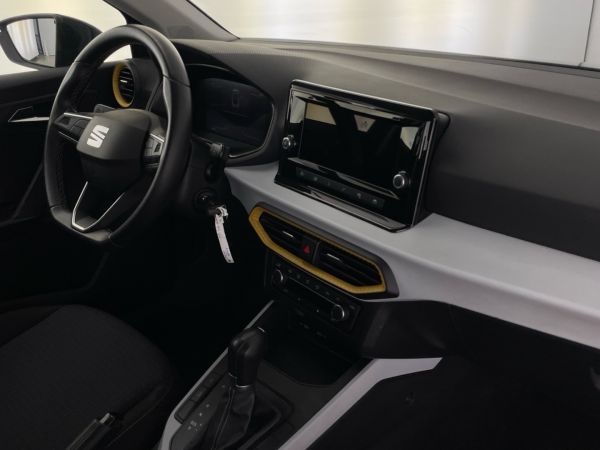 seat-arona-2024-gasolina-999cc