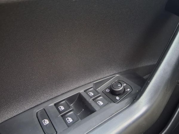 volkswagen-taigo-2025-gasolina-999cc