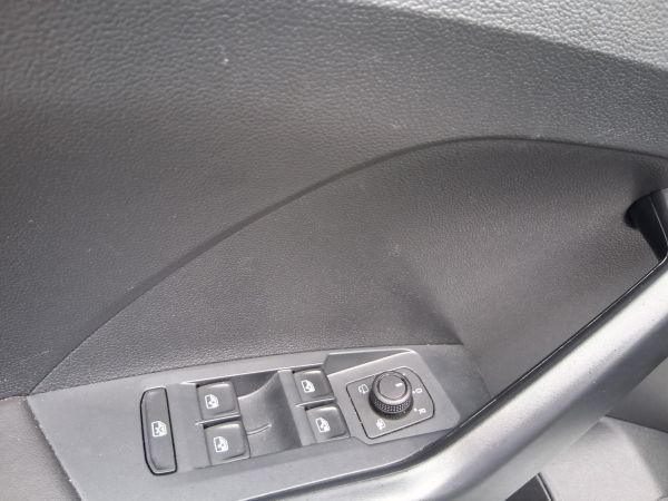 volkswagen-t-cross-2025-gasolina-999cc