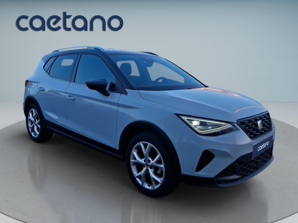 seat-arona-2024-gasolina-999cc
