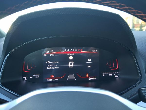 seat-arona-2024-gasolina-999cc
