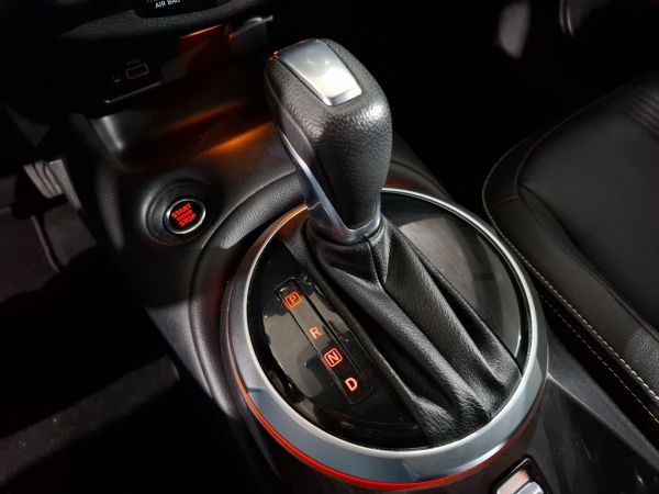 nissan-juke-2024-gasolina-999cc