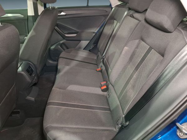 volkswagen-t-roc-2025-gasolina-999cc
