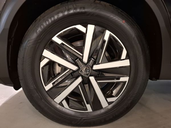 peugeot-2008-2025-eletrico-0cc