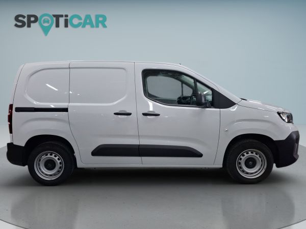 peugeot-partner-2025-diesel-1499cc