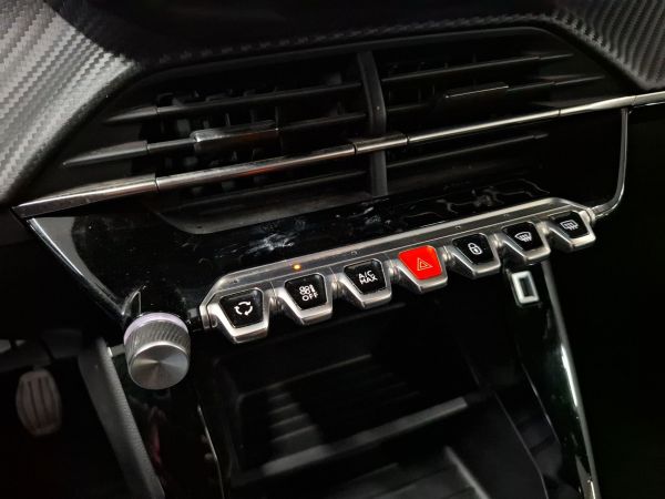 peugeot-2008-2022-gasolina-1199cc