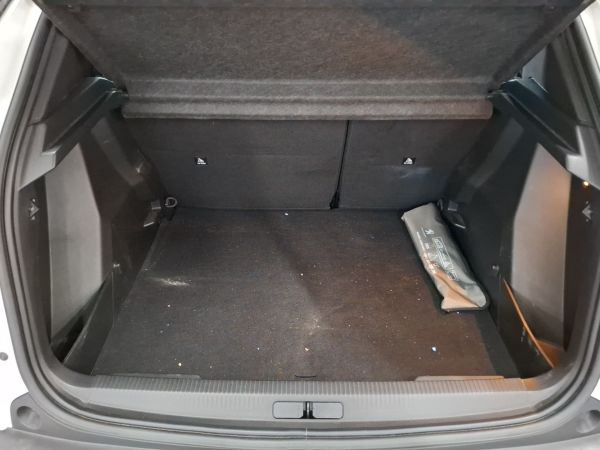 peugeot-2008-2022-gasolina-1199cc