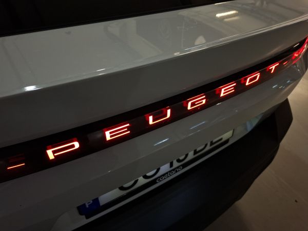 peugeot-408-2026-eletrico-0cc
