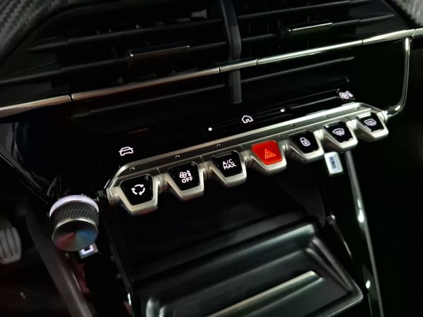 peugeot-2008-2025-gasolina-1199cc
