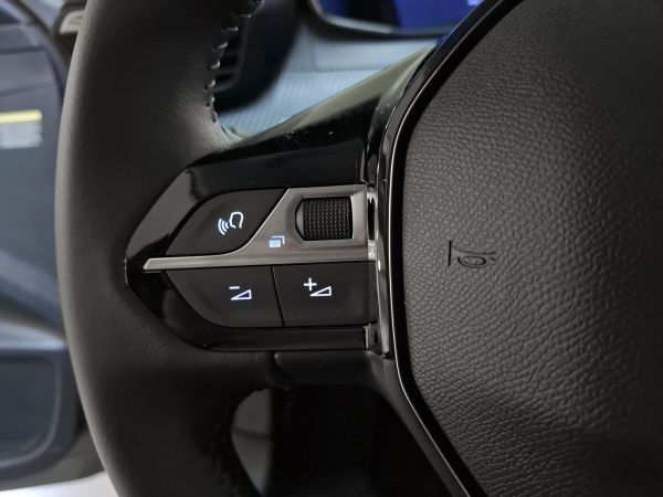 peugeot-208-2025-eletrico-0cc
