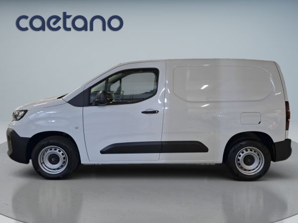 peugeot-partner-2025-diesel-1499cc