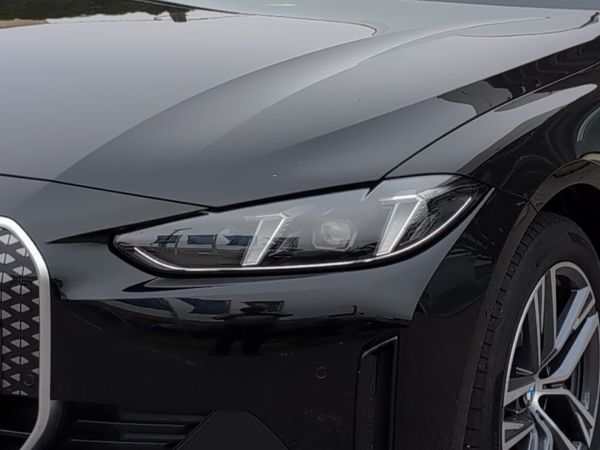 bmw-i4-2025-eletrico-0cc