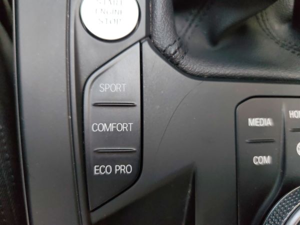 bmw-serie-1-2024-gasolina-1499cc