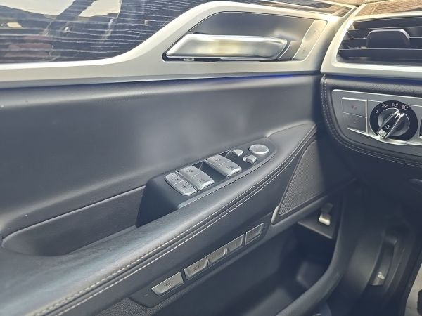 bmw-serie-7-2017-diesel-2993cc