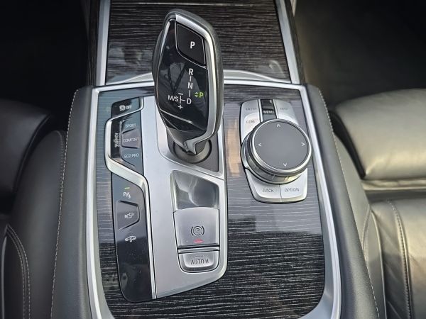 bmw-serie-7-2017-diesel-2993cc