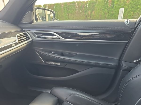 bmw-serie-7-2017-diesel-2993cc
