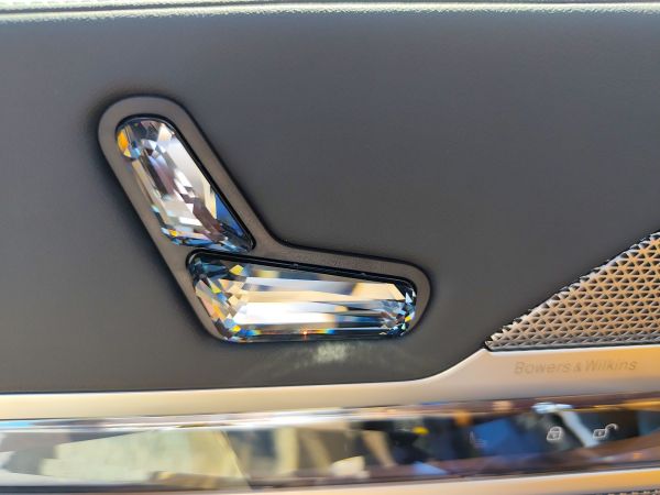 bmw-serie-7-2025-hibrido-2998cc