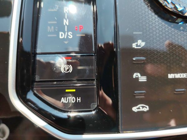 bmw-serie-7-2025-hibrido-2998cc