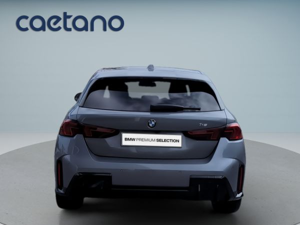 bmw-serie-1-2025-gasolina-1499cc