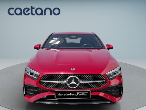 mercedes-benz-classe-a-2023-hibrido-1332cc