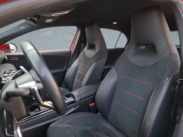 mercedes-benz-classe-a-2023-hibrido-1332cc