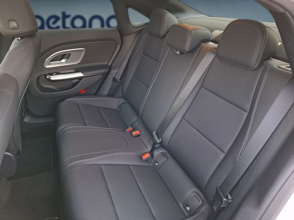 mercedes-benz-cla-2026-gasolina-1499cc