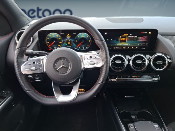 mercedes-benz-gla-2023-diesel-1950cc