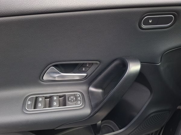 mercedes-benz-classe-a-2025-gasolina-1332cc