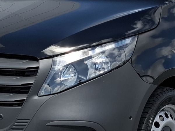 mercedes-benz-vito-2026-diesel-1950cc